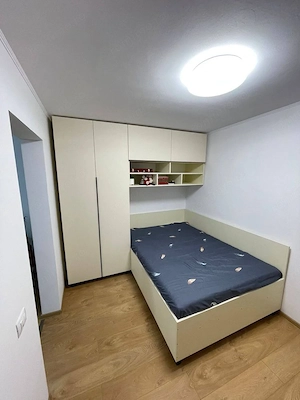 Vand apartament 2 camere - imagine 2