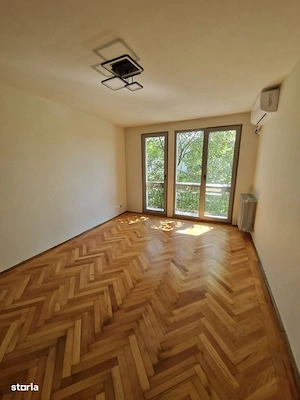 Vand Apartament 3 camere bloc 3 4 Piata Minis - Titan - imagine 2