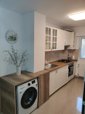 Proprietar   Inchiriez apartament modern cu 2 camere in zona Lujerului