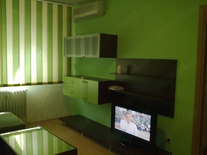 Persoana Fizica dau in chirie ap 2 cam etaj 2 ultracentral ORADEA Bihor - imagine 6