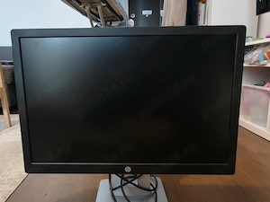 Vând pachet  2 monitoare HP E232 24" + suport +  tastatura și mouse wireless 