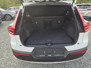 Volvo XC40 motor 2000 150 cp panoramic,piele,camera etc - imagine 8
