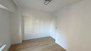 NERVA TRAIAN 3 camere 3 8 83 mp bl 1994 monolit renovat complet scoala 81 metrou centrala proprie  - imagine 5