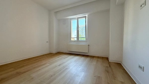NERVA TRAIAN 3 camere 3 8 83 mp bl 1994 monolit renovat complet scoala 81 metrou centrala proprie  - imagine 4