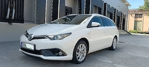 Toyota Auris hybrid GPL 2017