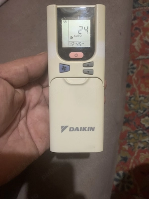 Cumpar acest tip de telecomanda "Daikin", pt aparatul de aer condiționat(clima) model vechi.