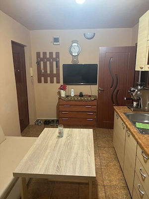 De vanzare apartament 2 camere in Lipovei - imagine 4
