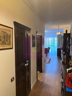 Vanzare apartament 3 camere Piata Alba Iulia adiacent, cu parcare