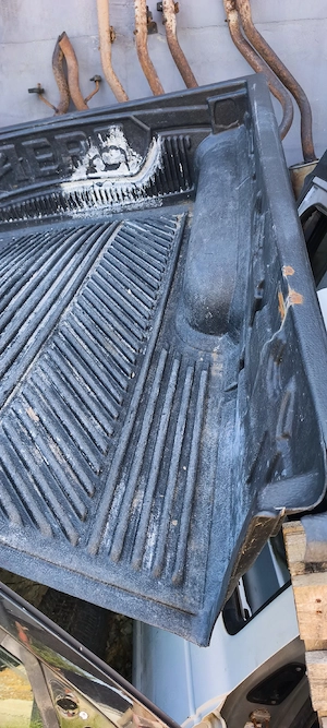 preș capitonaj cuva bena Ford Ranger Mazda B2500  - imagine 3