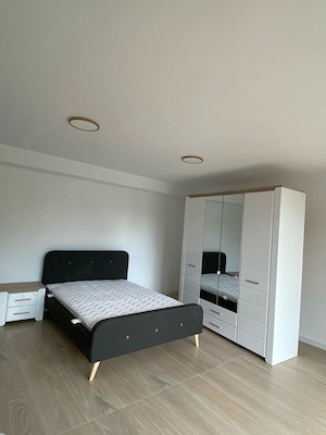De închiriat apartament cu 3 camere   zonă centrală, lângă Cetate - imagine 5