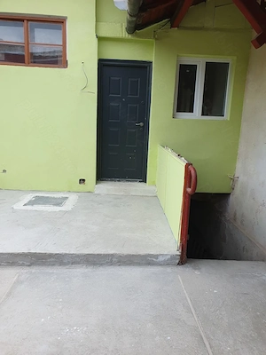 De vanzare apartament la casa