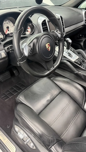 Porsche Cayenne 3.0 Diesel 2012 - imagine 6