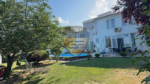 Vilă 4 camere de închiriat, Faleza Nord , Zoom Beach, Piscina