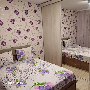 inchiriez o camera pentru o elevă sau studentă  - imagine 5