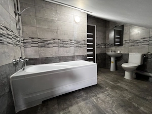 Apartament 3 camere decomandat, 83 mp utili, bloc 2016, vedere liberă   Burdujeni - imagine 10