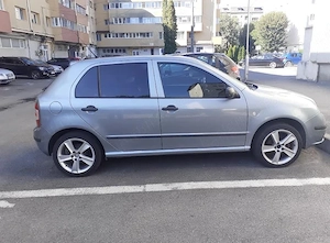 Skoda-Fabia,2005.-1,4 Benzina - imagine 6