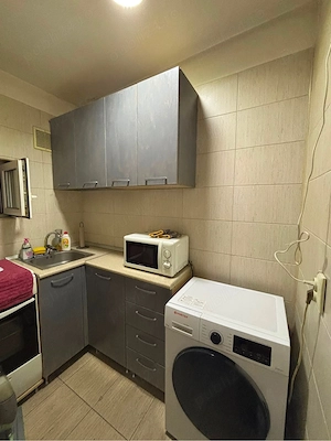 Vând apartament 2 camere sector 5 - imagine 4