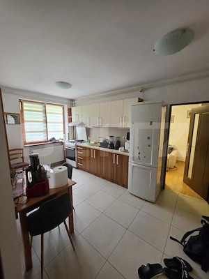 Apartament Spațios 3 Camere + Balcon  - imagine 8