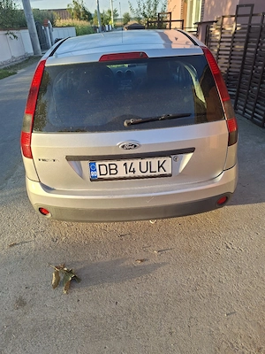 Ford fiesta 2005 1.4 benzina - imagine 4
