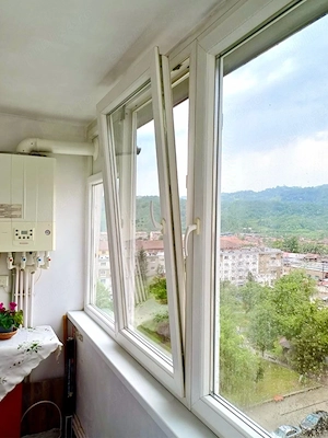 Apartament 2 camere, 55 mp, centrală proprie, zona Piața Centrală   Petroșani - imagine 7