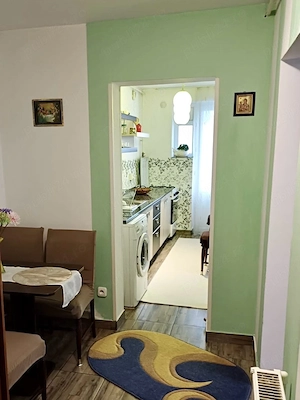 Apartament 2 camere, 55 mp, centrală proprie, zona Piața Centrală   Petroșani - imagine 2