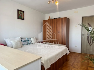Apartament cu 2 camere, centrala proprie, - imagine 2
