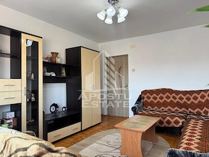 Apartament cu 2 camere, centrala proprie, - imagine 3