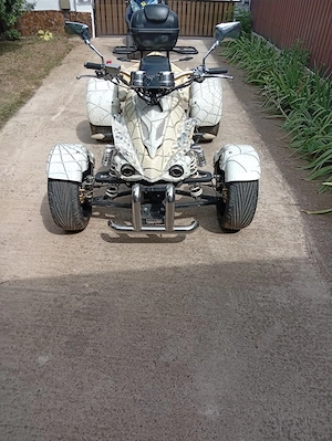 ATV De asfalt Arad