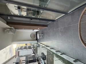 Închiriez apartament în bloc nou cu 2 camere - imagine 8