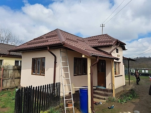 Realizam lucrari de constructii in  domeniul Acoperisuri și Mansarde învelitoare   La Cerere Client 