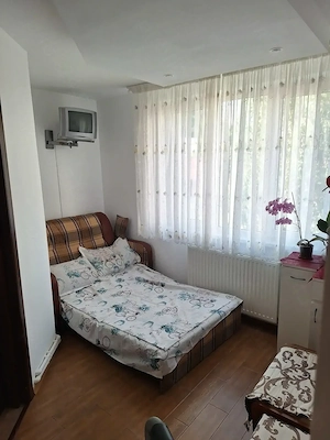 Inchiriez apartament 50mp Piatra Neamt, centru, - imagine 5