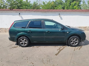 Ford Focus 2 break  - imagine 5