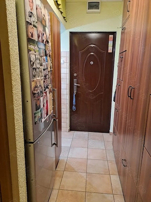 De vânzare apartament cu 2 camere  - imagine 3
