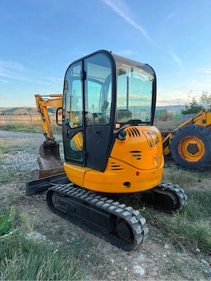 Miniexcavator JCB 8025ZTS Greutate 2.8Tone - imagine 7