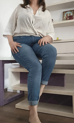 Șatenă cu forme, 45 ani. 