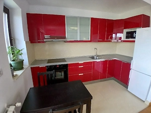 Ofer servicii profesionale de curățenie la domiciliu (apartamente și case), cu maximă seriozitate, a - imagine 3