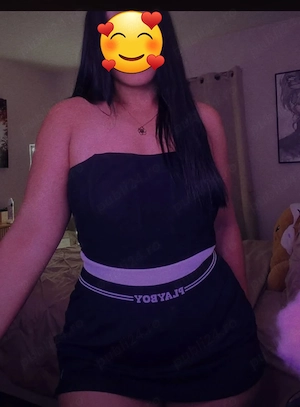 Bruneta 30 de ani