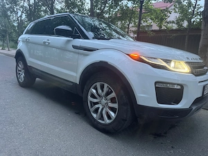 Land Rover Ecoque Suv - imagine 6