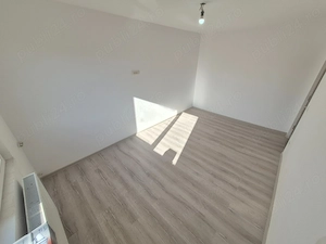 3 Cam-Sagului-7 Min de Spitalul Judetean-Renovat--Centrala-2 Bai-58 MP-83.900 Euro! Negociabil - imagine 3