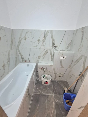 3 Cam-Sagului-7 Min de Spitalul Judetean-Renovat--Centrala-2 Bai-58 MP-83.900 Euro! Negociabil - imagine 12