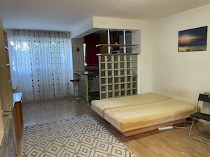 Inchiriez garsoniera str. Turda