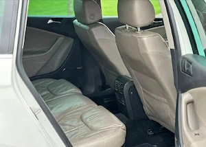 Vând Volkswagen Passat B6 Highline  - imagine 5