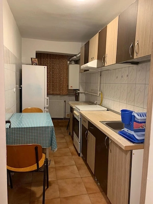 Inchiriez apartament decomandat cu doua camere complet utilat - imagine 4