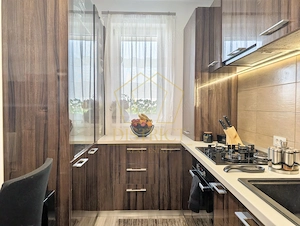 Apartament cu 3 camere, 2 bai si dressing la intrare in Giroc langa ESO. - imagine 4