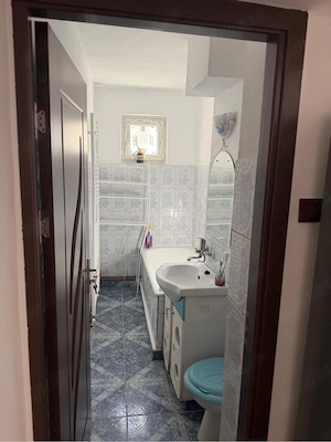 inchiriez apartament cu 2 camere  - imagine 8