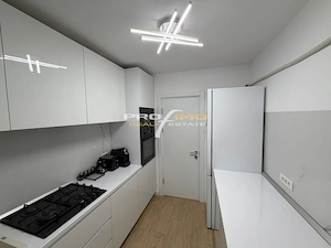 Faleza Nord apartament 3 camere decomandat parter inalt - imagine 8