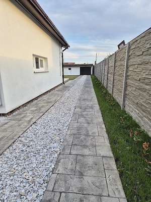 Vînd casa individuală,3 camere,garaj,710mp teren - imagine 10