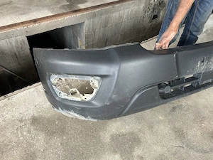Bară fata Ford transit după 2018.                       Fără senzori parcare Cu găuri proiectoare  - imagine 2