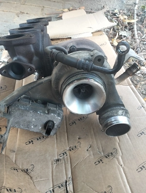 Turbina BMW F30 F31 318d N47 143CP cu Actuator si Galerie cod 7814671 Originala