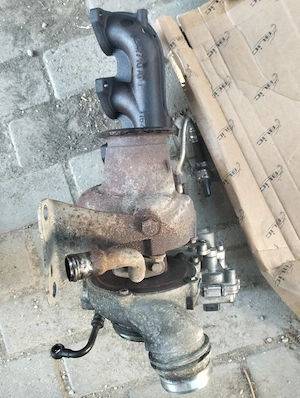 Turbina BMW F30 F31 318d N47 143CP cu Actuator si Galerie cod 7814671 Originala - imagine 5